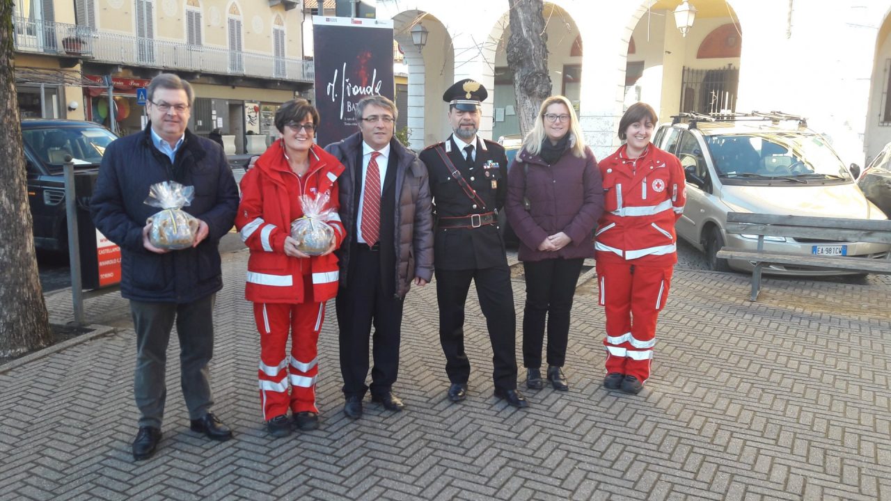 Inaugurazione nuovo defibrillatore posizionato a palazzo Antonelli