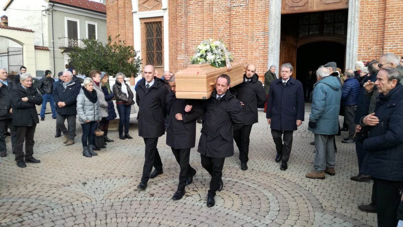 Funerali Bevione la musica piange un grande del jazz