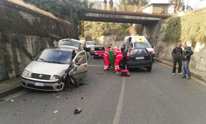 Scontro tra auto a Forno due i feriti