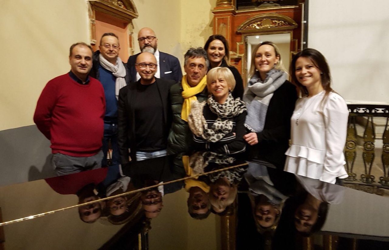 Biblioteca civica Cuorgnè aperitivo con autore al sabato mattina