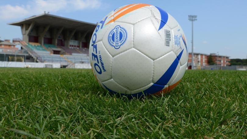 Bimbi esclusi dalla scuola calcio della Rivarolese, Energia per Rivarolo attacca l’Amministrazione