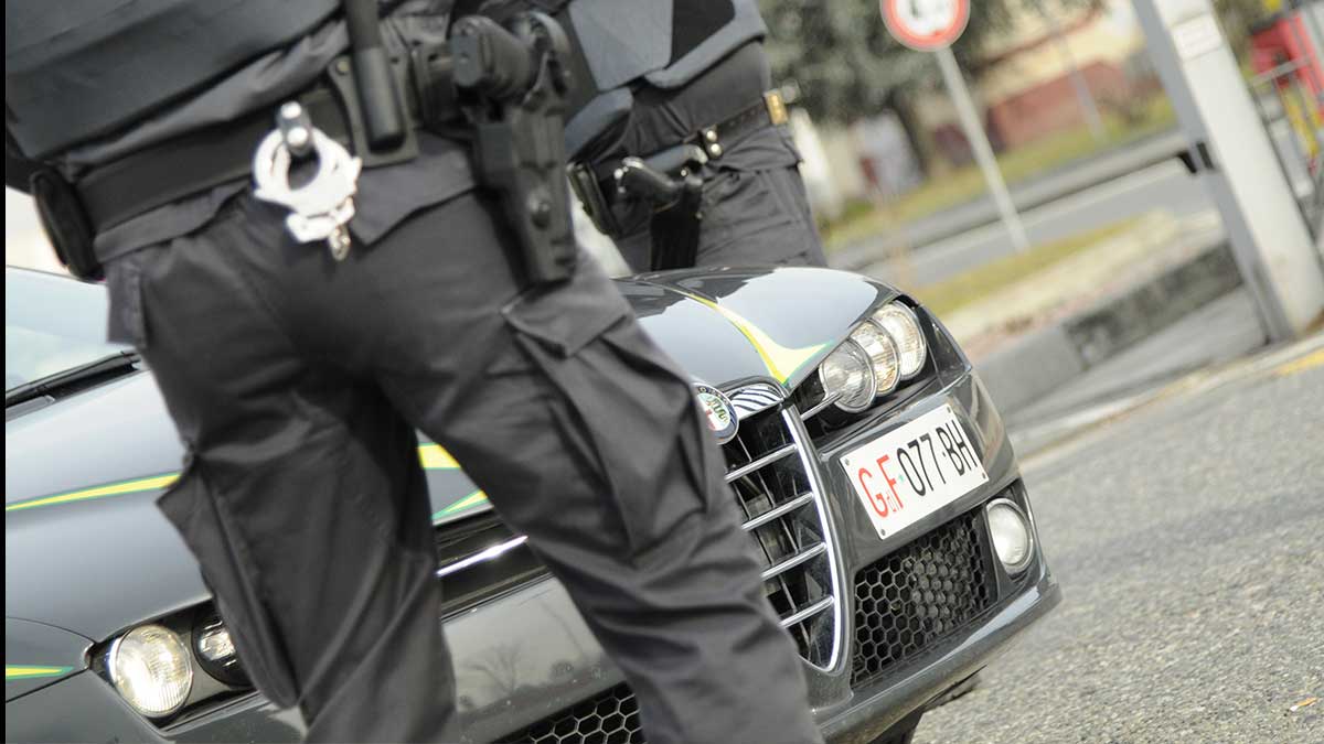 Ventenne arrestata per spaccio a Torino