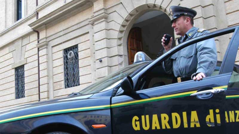 Corriere della droga arrestato a Torino