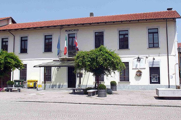 Nuove giostre per la scuola Primaria