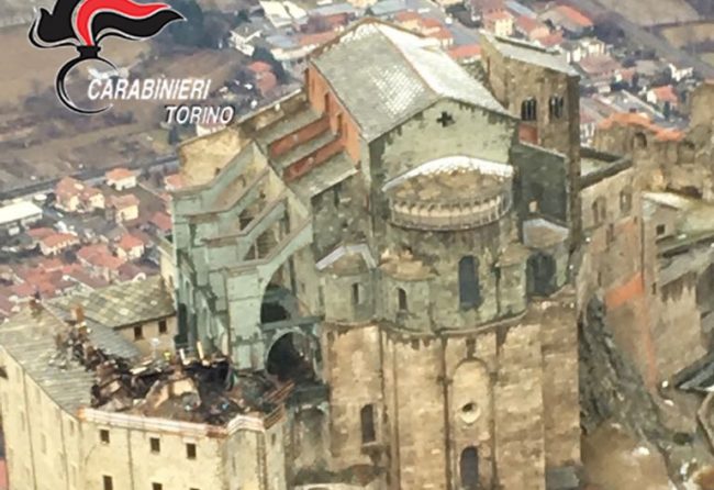 Incendio Sacra San Michele, il catrame la causa più probabile