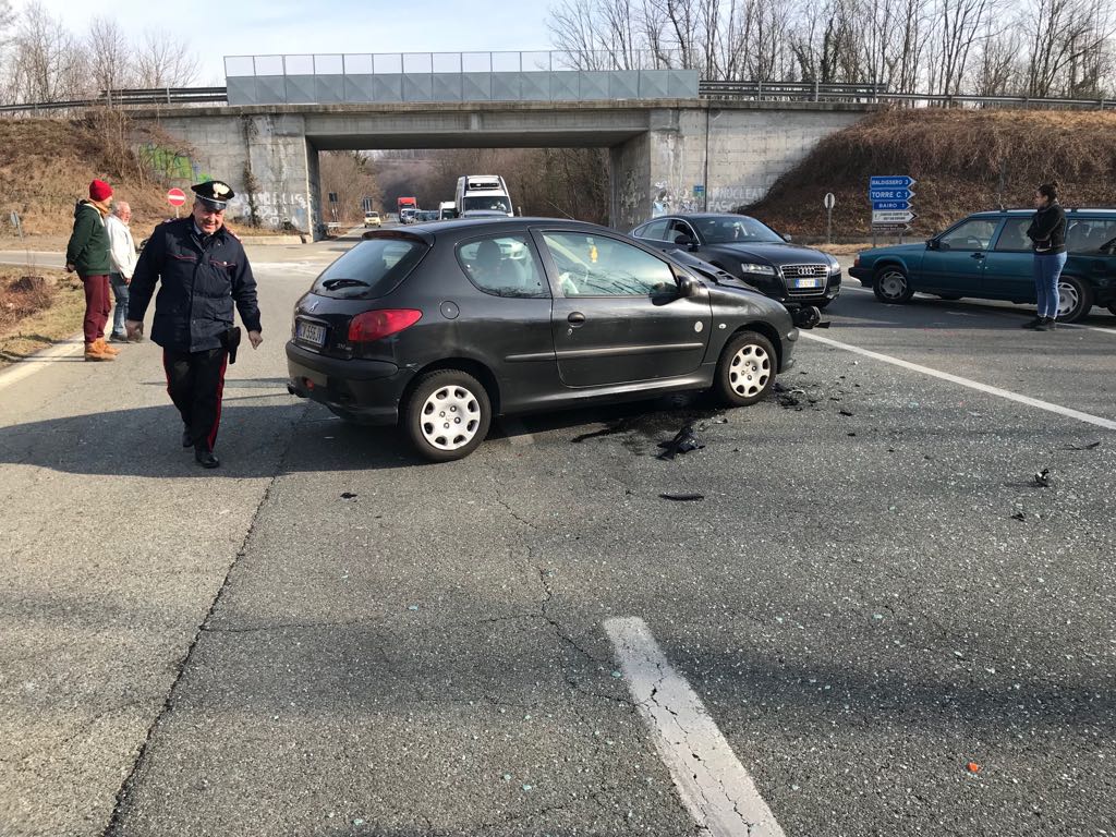 Incidente stradale sulla Pedemontana ferita una 24enne