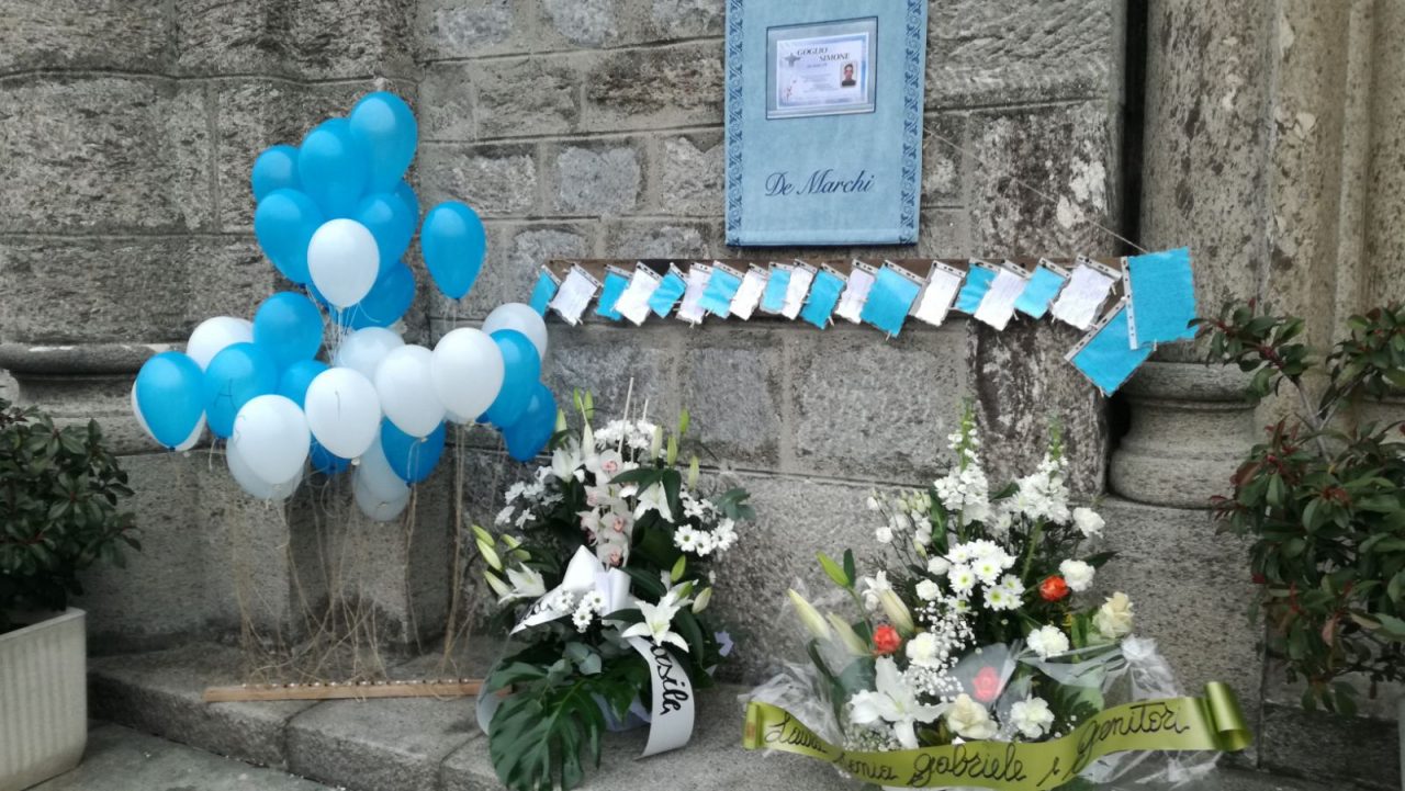 Pont lutto oggi i funerali dei due giovani vittime dell’incidente