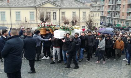 Straziante addio a Simone e Raffaele (VIDEO)
