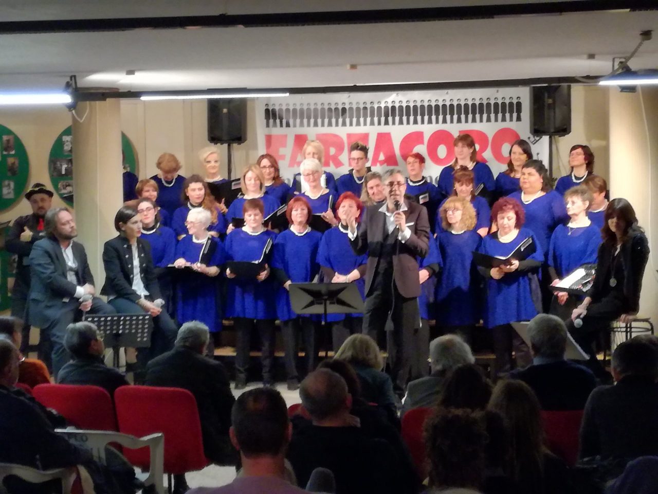 FarfaCover  successo lo spettacolo del Farfacoro (VIDEO)