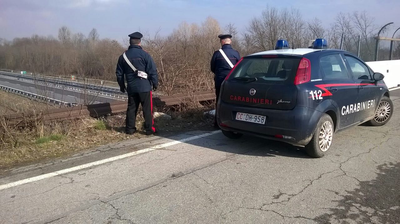 Sassi dal cavalcavia, individuati due ragazzini di Volpiano