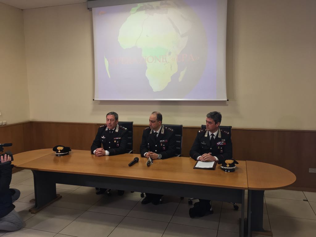 Sfruttamento della prostituzione sette nigeriani arrestati | Videointervista