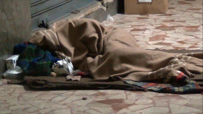 Funerale clochard morto di freddo: solo 11 persone presenti