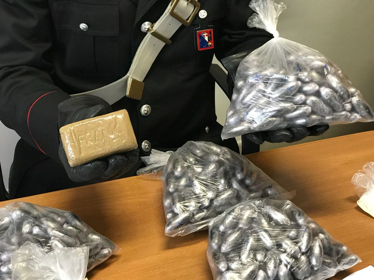 Fortino spaccio smantellato dai carabinieri di Leini (VIDEO)