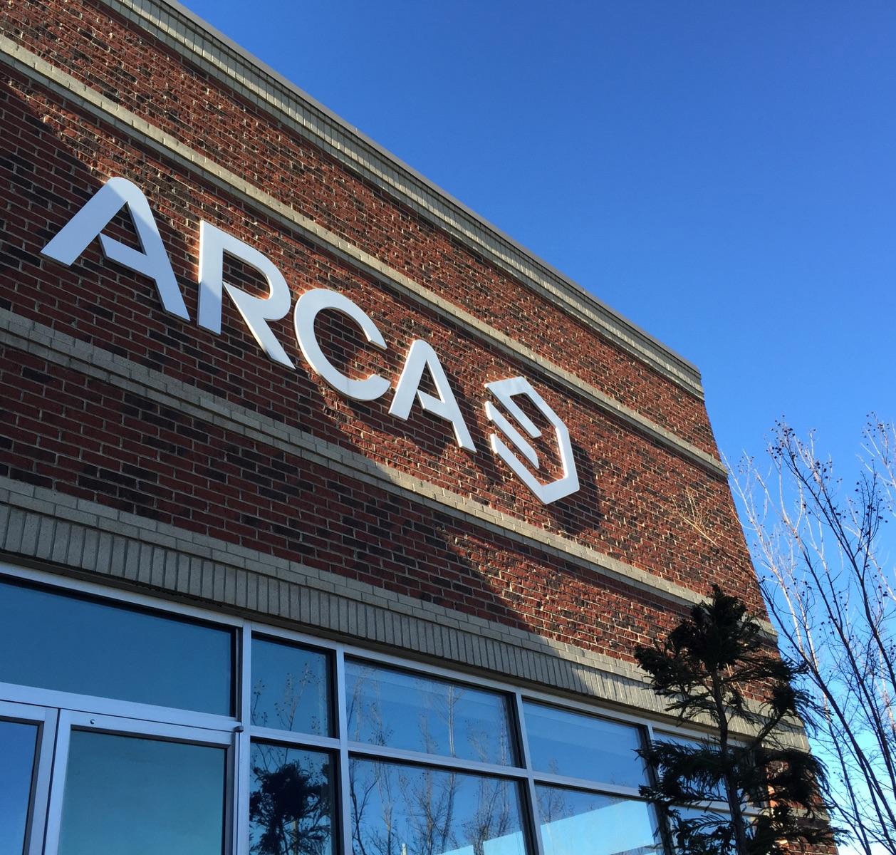 Protesta lavoratori Arca davanti a Confindustria