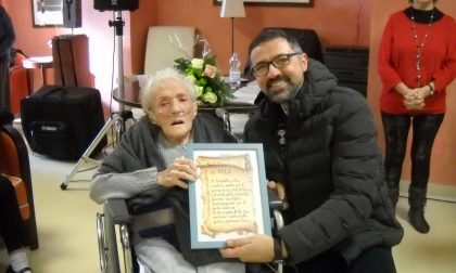 Cento anni festeggiati da una simpatica nonnina a Borgaro
