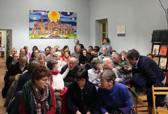 Raffaella Miravalle ospite in biblioteca a Favria