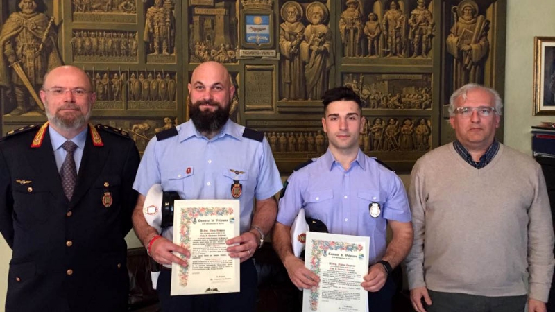 Polizia municipale di Volpiano encomio solenne per due agenti