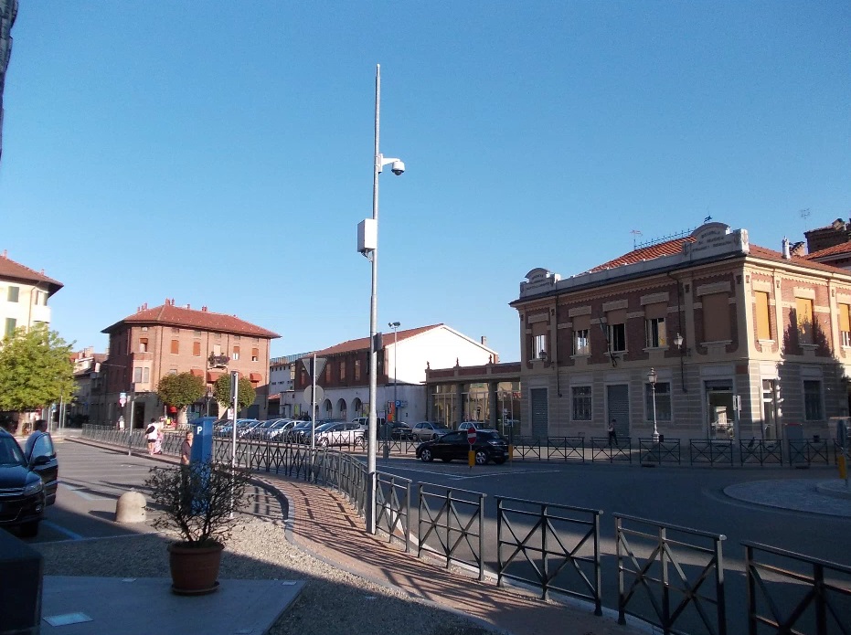 Castellamonte chiusa Piazza della Repubblica per 10 mesi