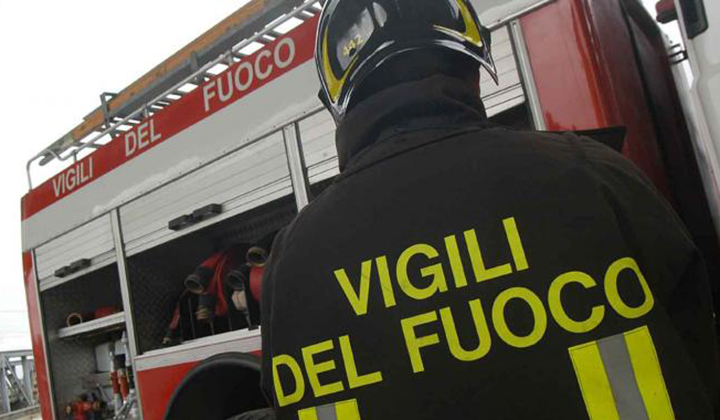 Contadino ustionato bruciando sterpaglie dietro casa elitrasportato al Cto
