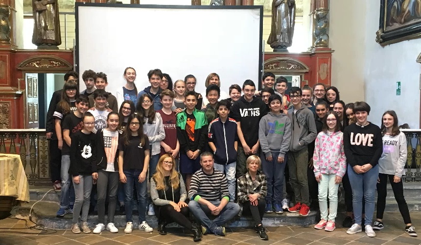 Scuola Media Cena la storia di Cuorgnè nei codici Qr delle vie