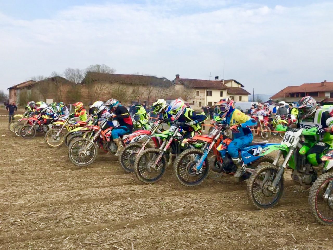 Motocross spettacolo sulla pista di San Benigno