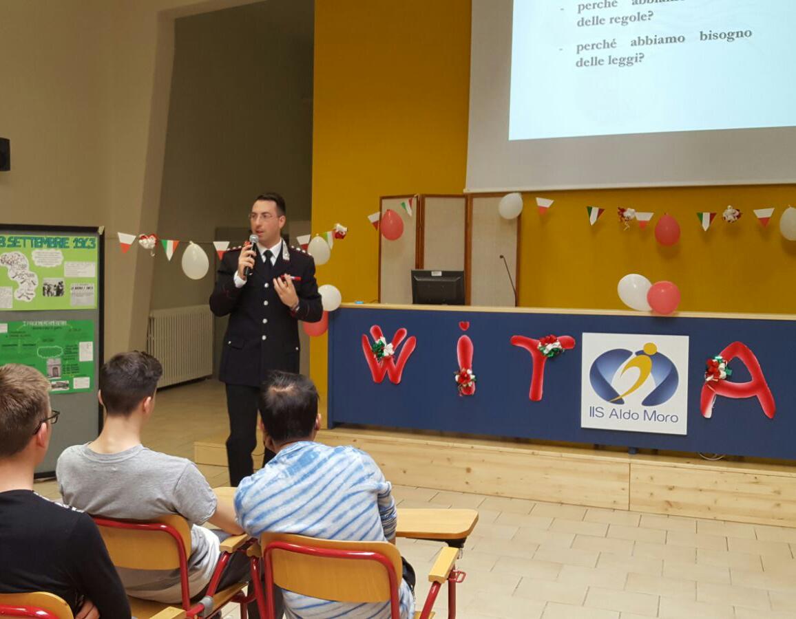 Carabinieri incontrano studenti per la “Cultura della Legalità”