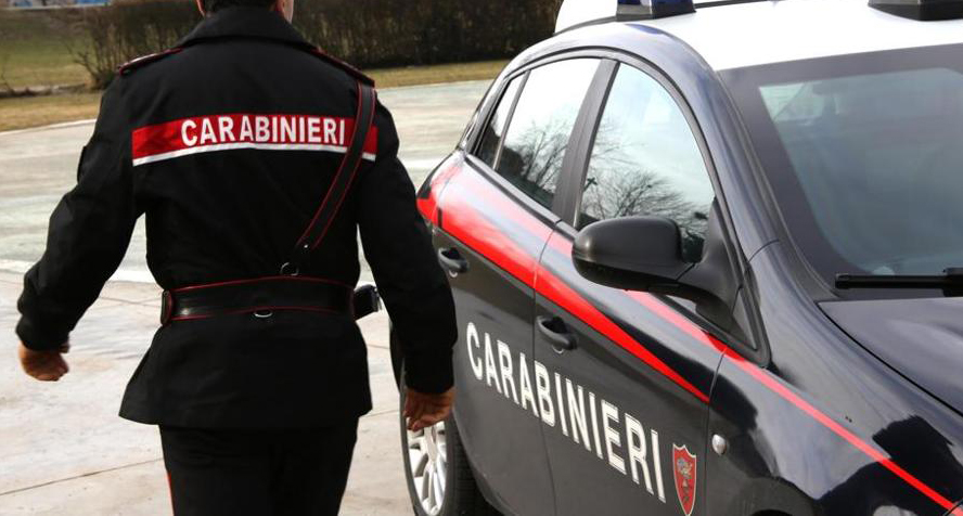 Muore in casa e la figlia non dà l’allarme, trovata dopo 15 giorni