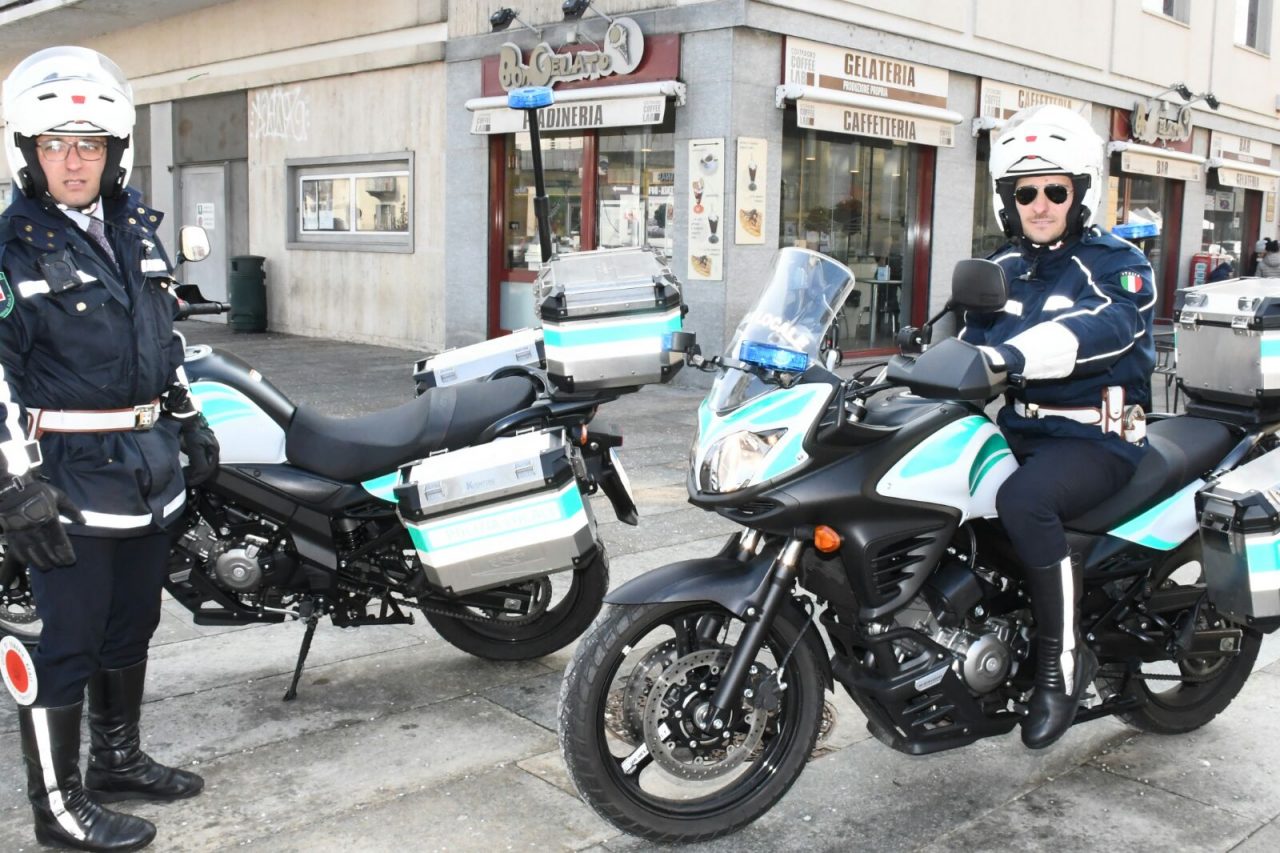 Sequestrate buste di plastica illegali | 20mila euro di multa