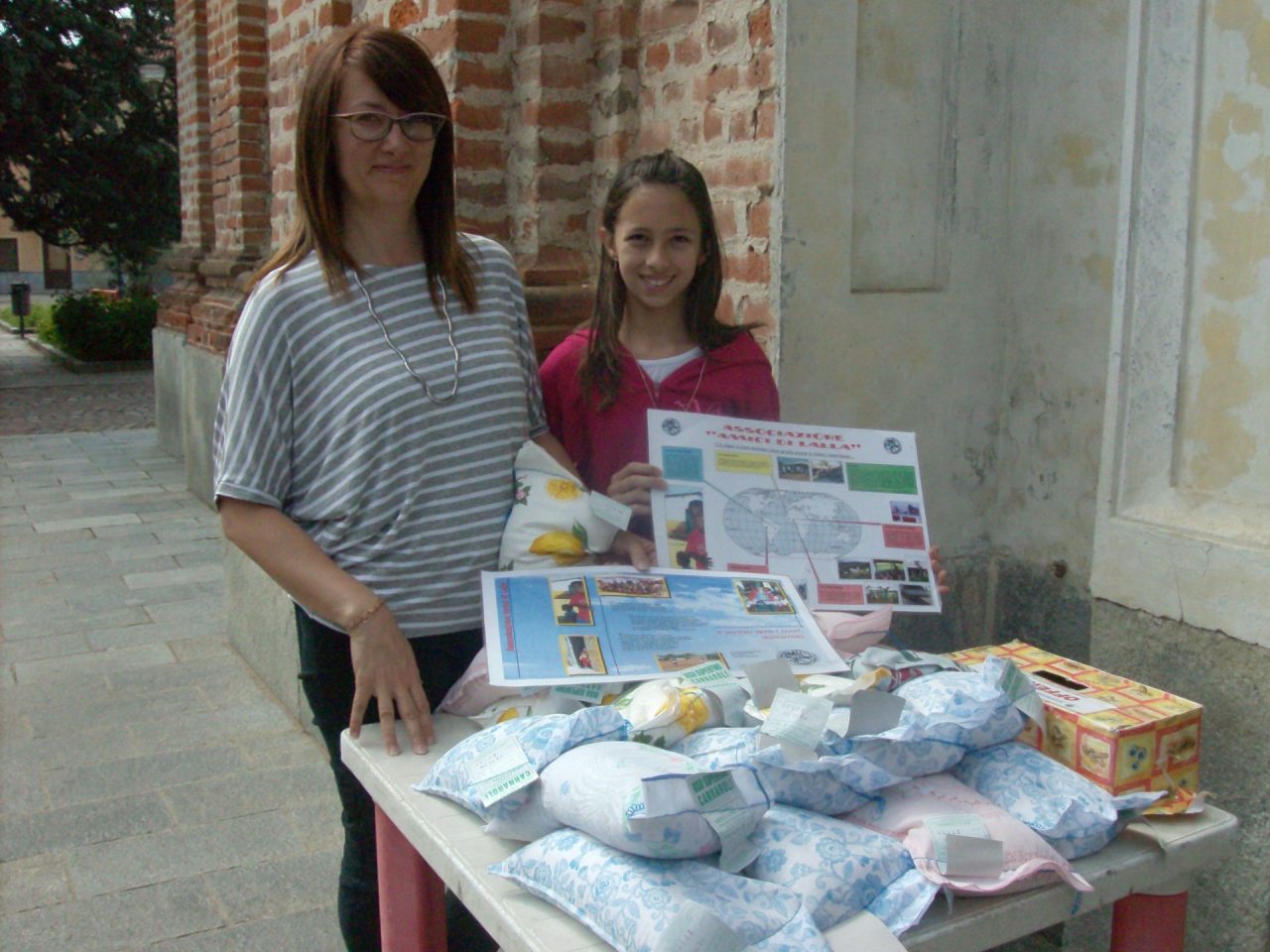 Amici di Lalla in piazza per raccogliere fondi