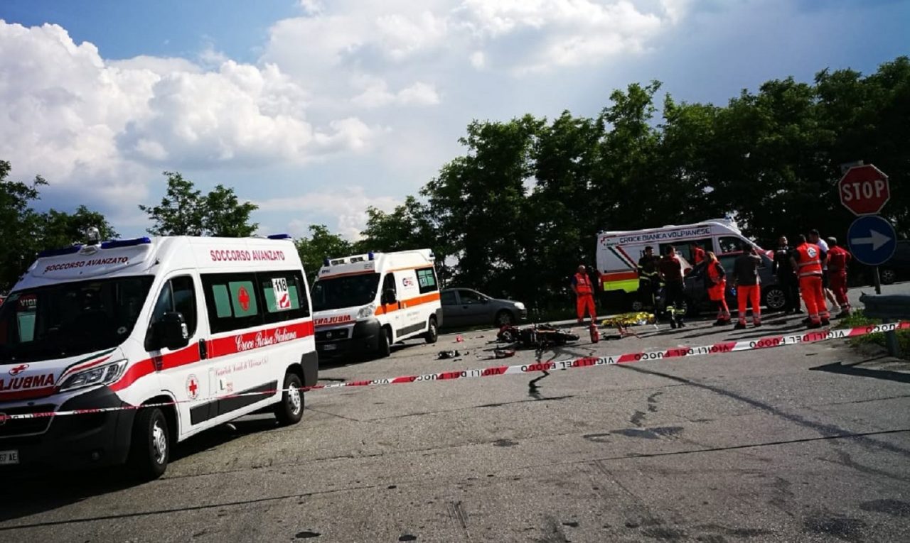 Schianto mortale vittima un centauro