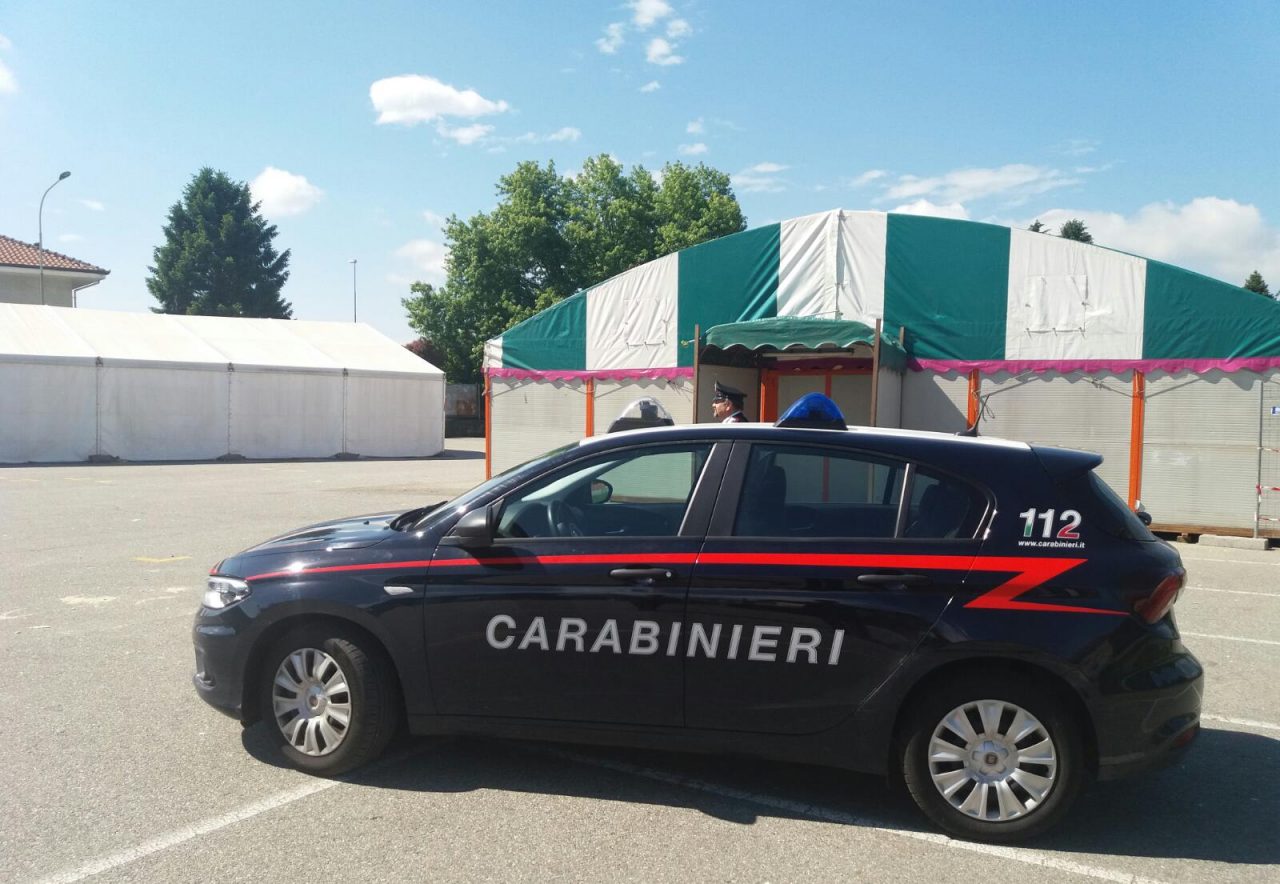 Ubriaco aggredisce i carabinieri, è un 71enne di Pavone