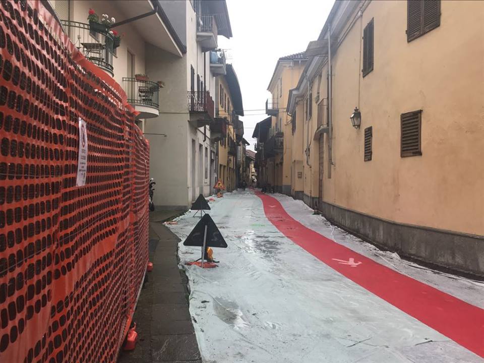 Ciriè, amianto in via Cavour… meglio non stendere il bucato