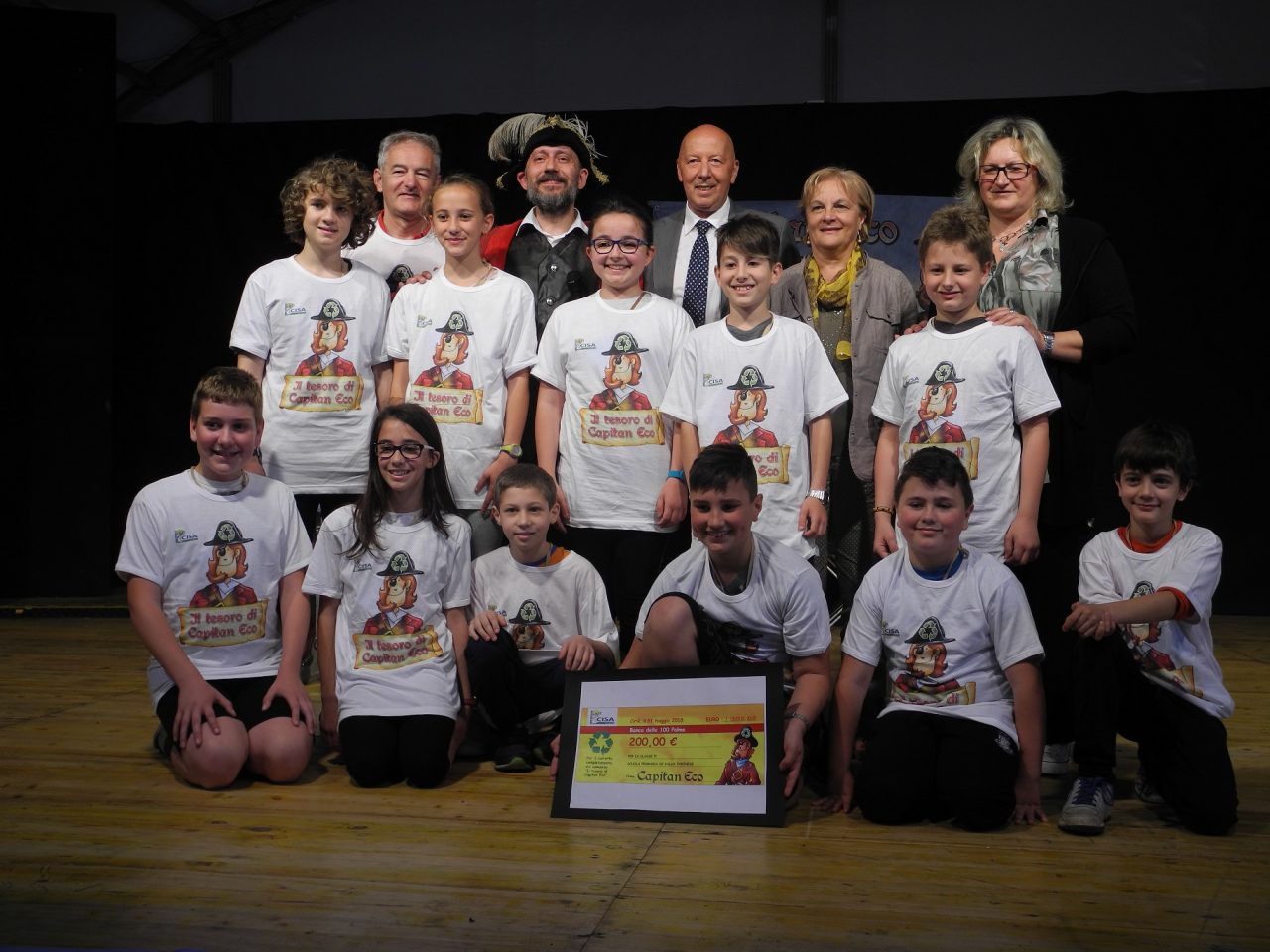 Capitan Eco premia la classe 5ª di Vallo, campioni in riciclaggio | VIDEO