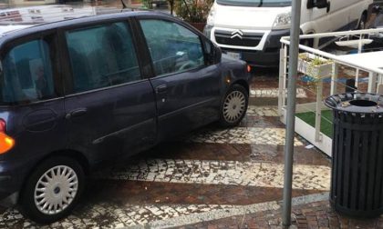 In via Vittorio, io disabile, non riesco a passare