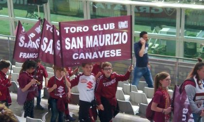 Andrea e Kevin sfilano per il Toro Club San Maurizio