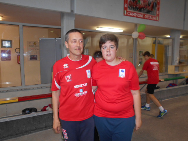 Bocce giovani e adulti insieme a Salassa