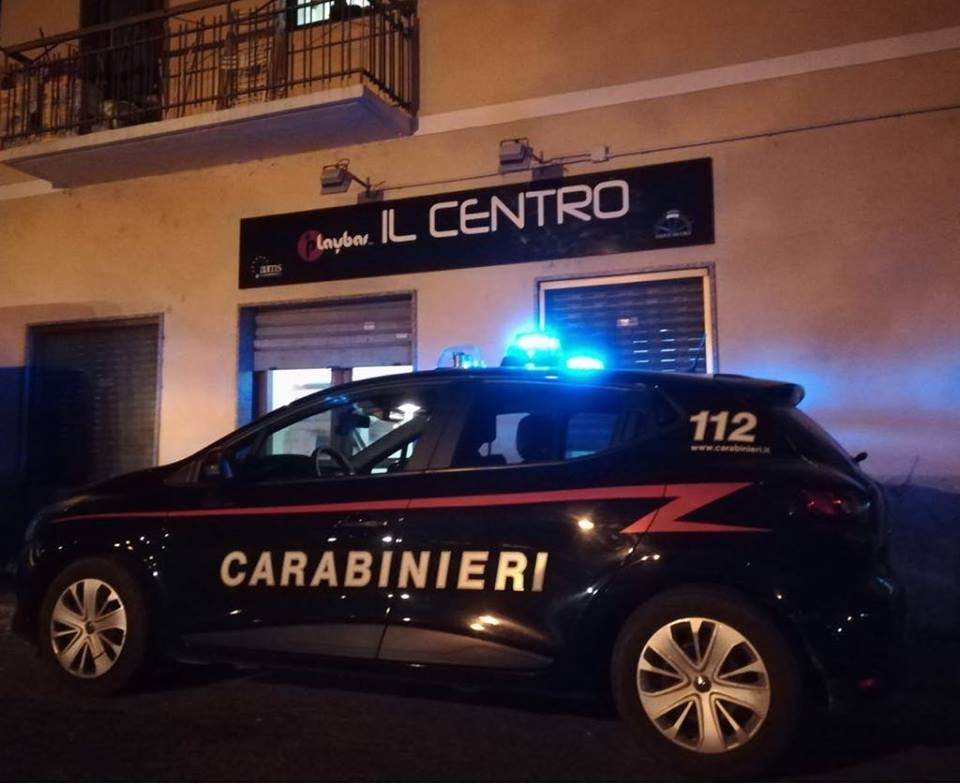 Nel bar si produceva cocaina, quattro arrestati