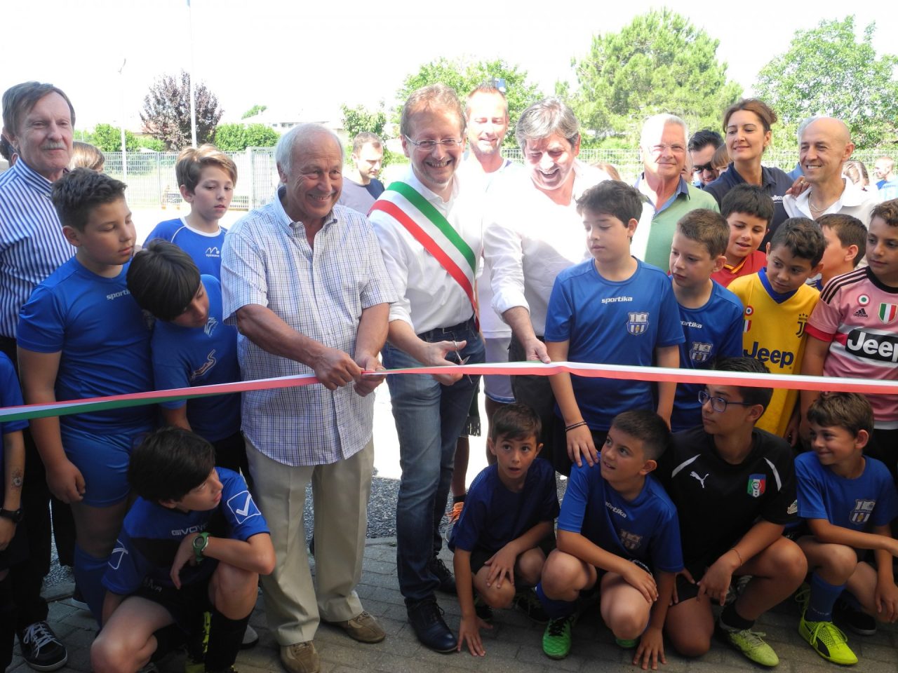 San Maurizio, tennis e calcetto vi aspettano in via Ceretta Inferiore