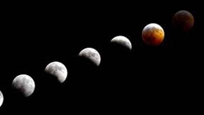 Eclissi di Luna, questa sera tutti col naso all’insù