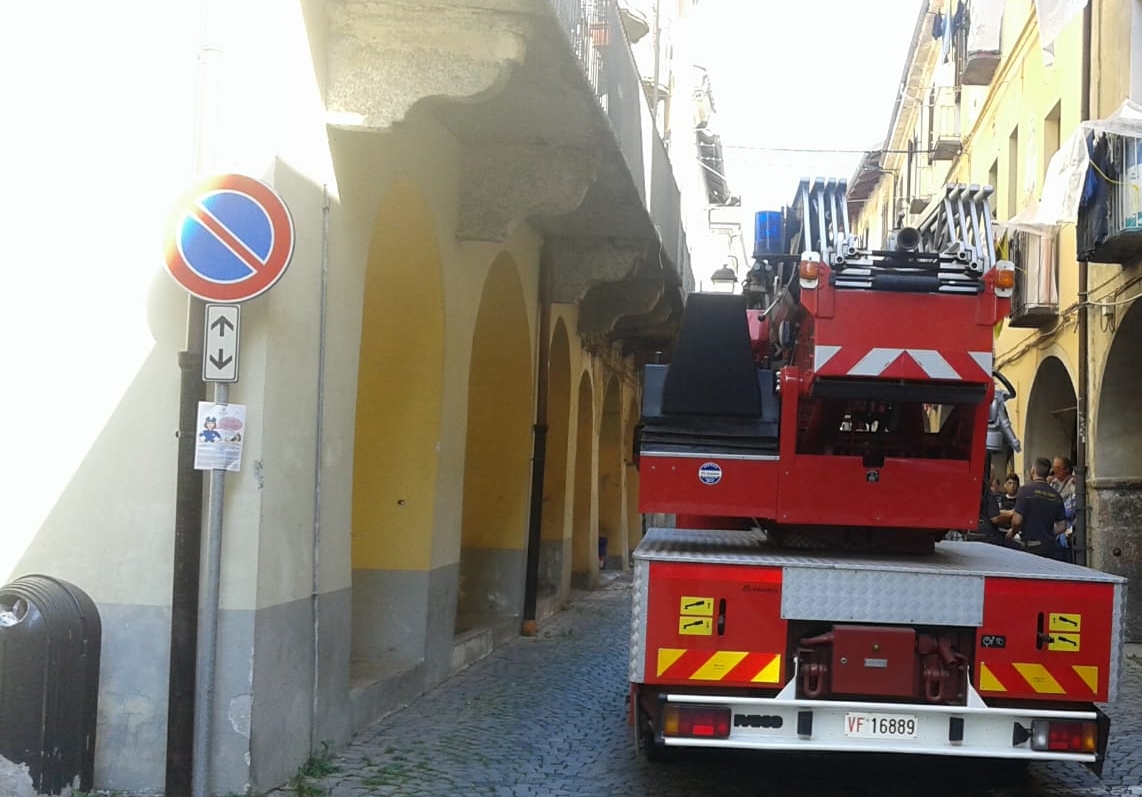Tetto caduto a Cuorgnè: solo un falso allarme