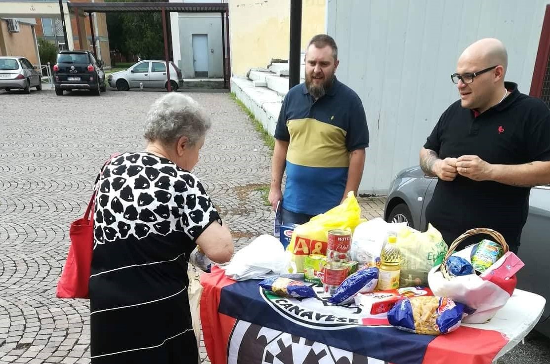 CasaPound raccolta alimentare riuscita a Bellavista