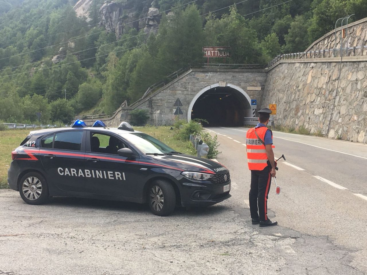 Controlli sulle strade canavesane intensificati dai carabinieri