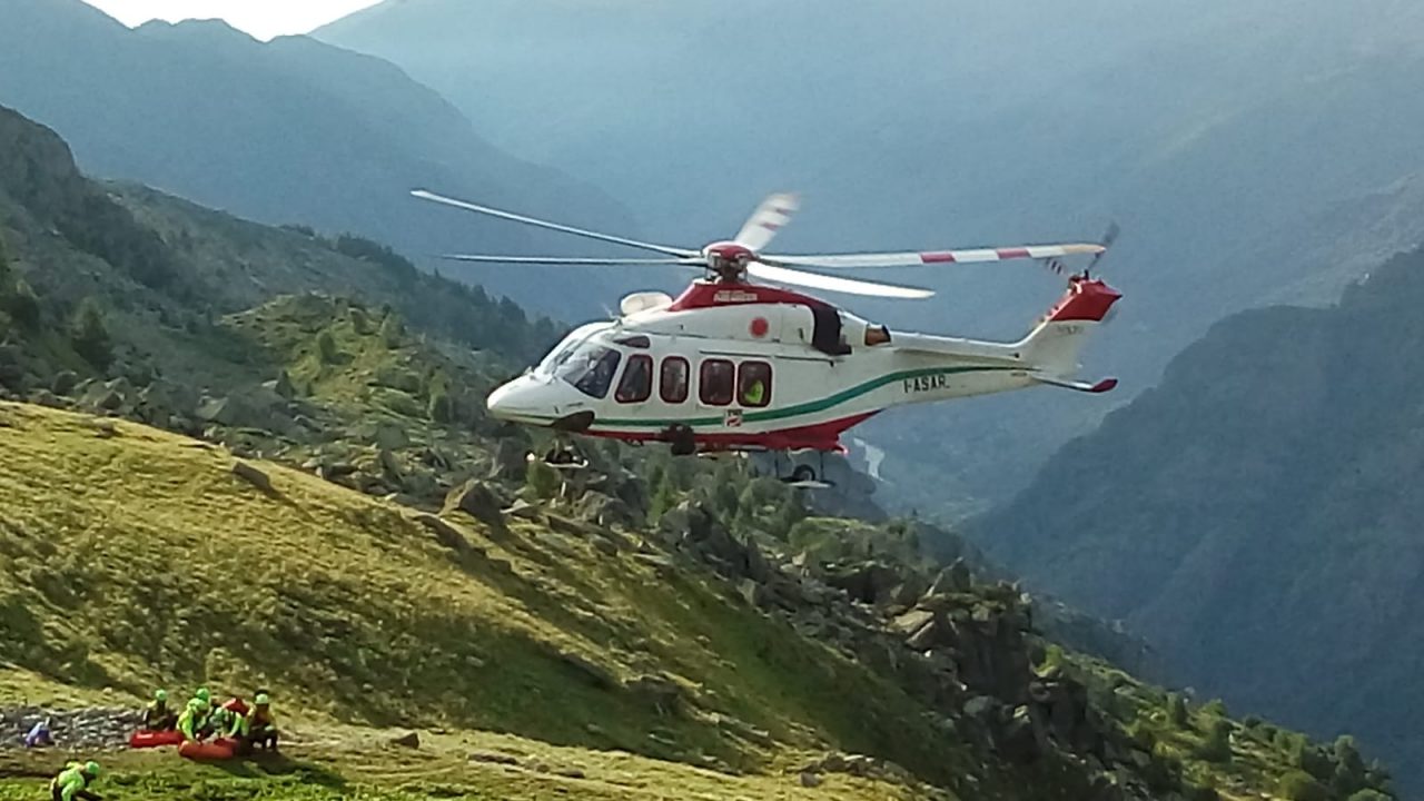 Uomo colpito da un fulmine soccorso a Locana
