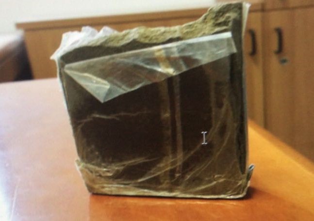 Con la droga in tasca va a firmare in caserma