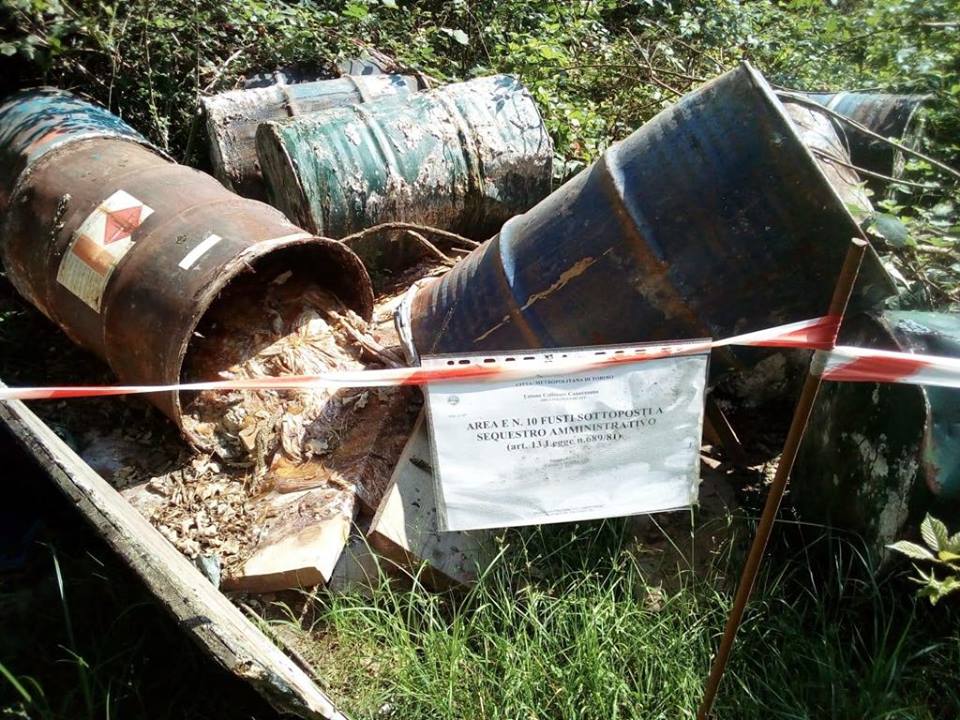 Front, sequestrata area con rifiuti. Pericolosi?