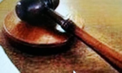 Rifiuti al posto dei mirtilli: a processo