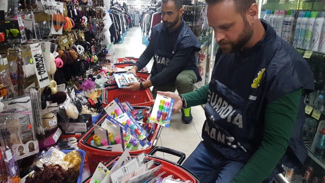 Prodotti pericolosi sequestrati dalla Guardia di Finanza