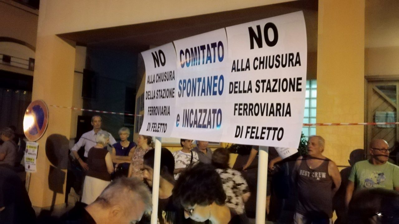 Manifestazione Feletto contro la soppressione della fermata da parte di Gtt | FOTO e VIDEO