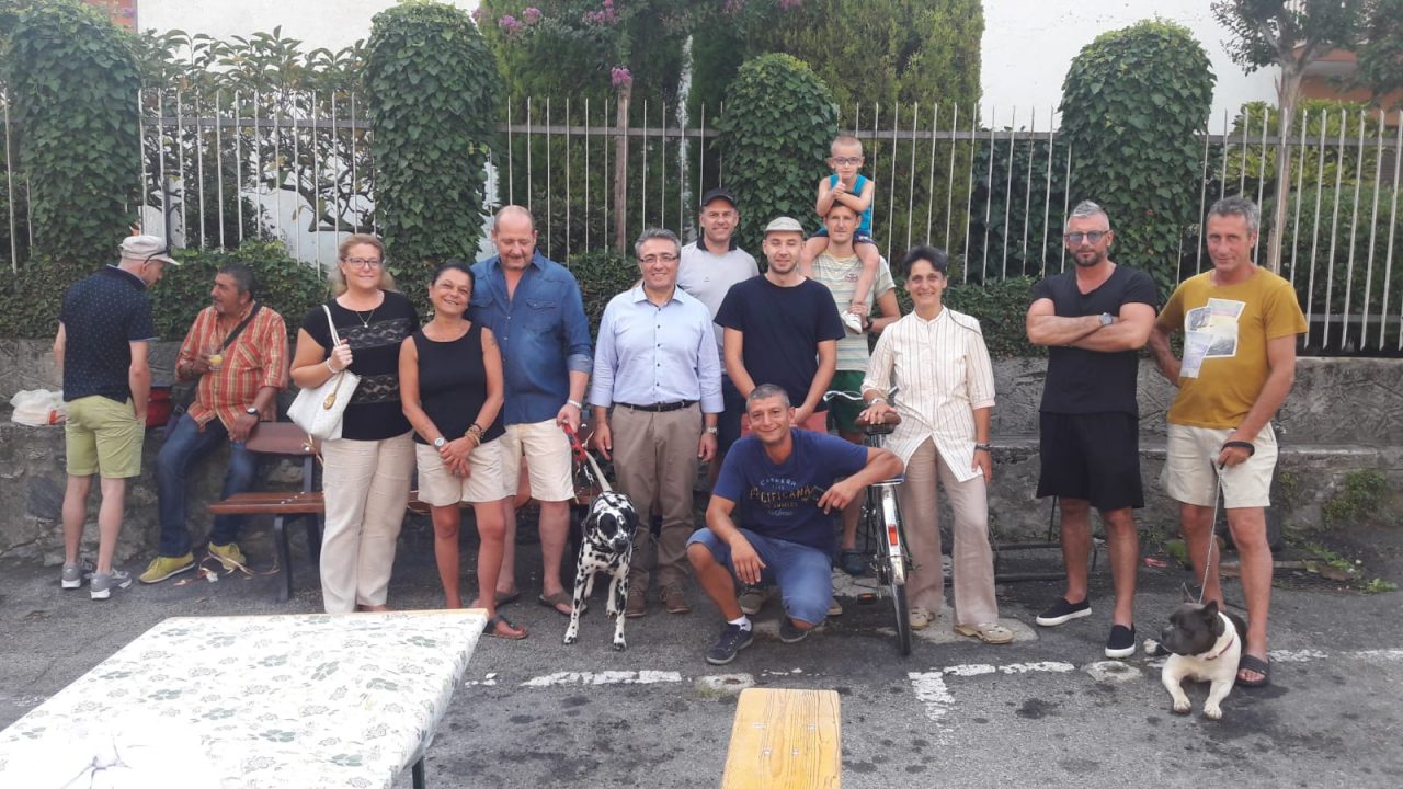 Inaugurata a Spineto la panchina riqualificata dai cittadini