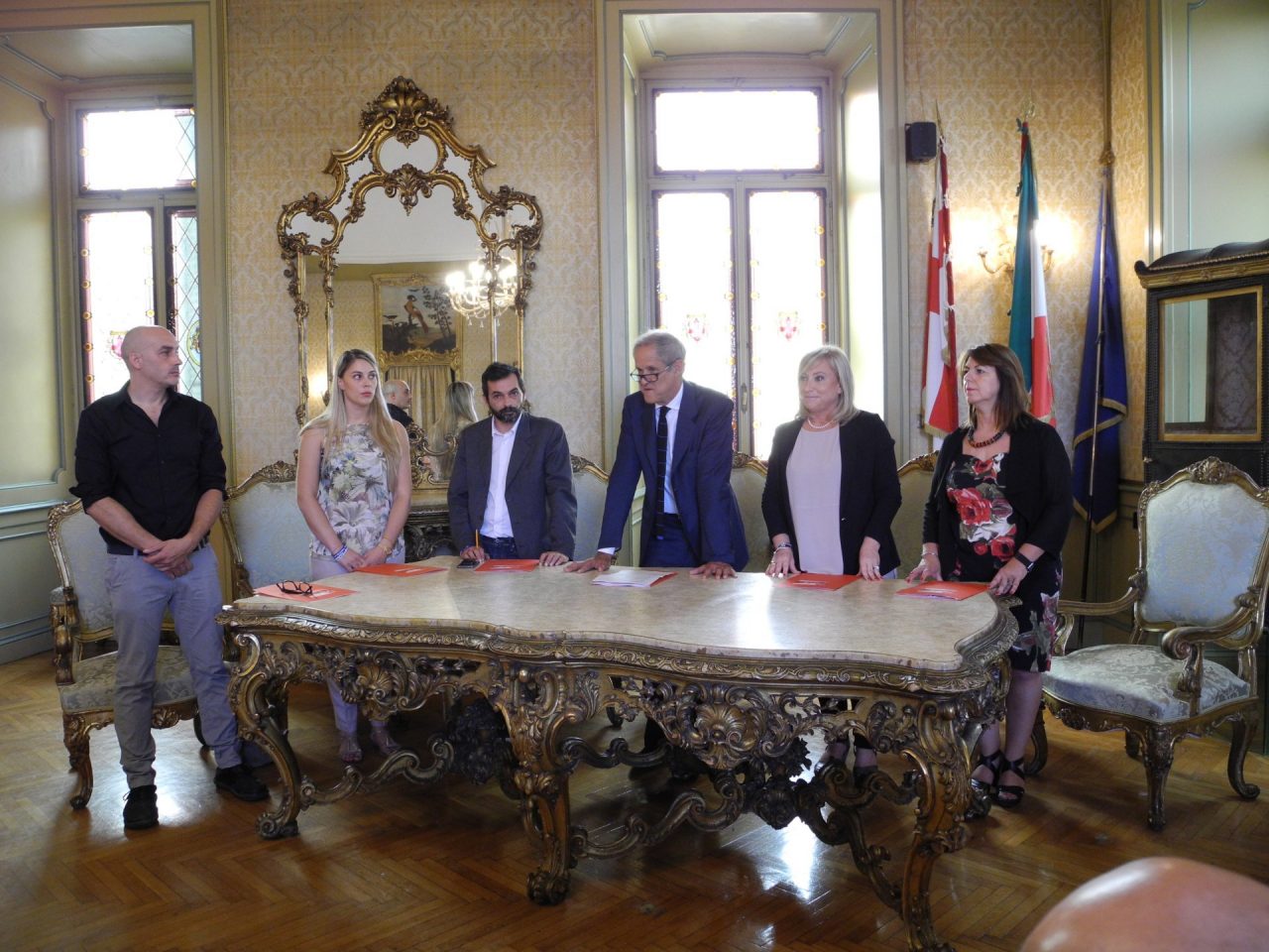 Aumento stipendi in giunta a Ivrea: le giustificazioni sui social